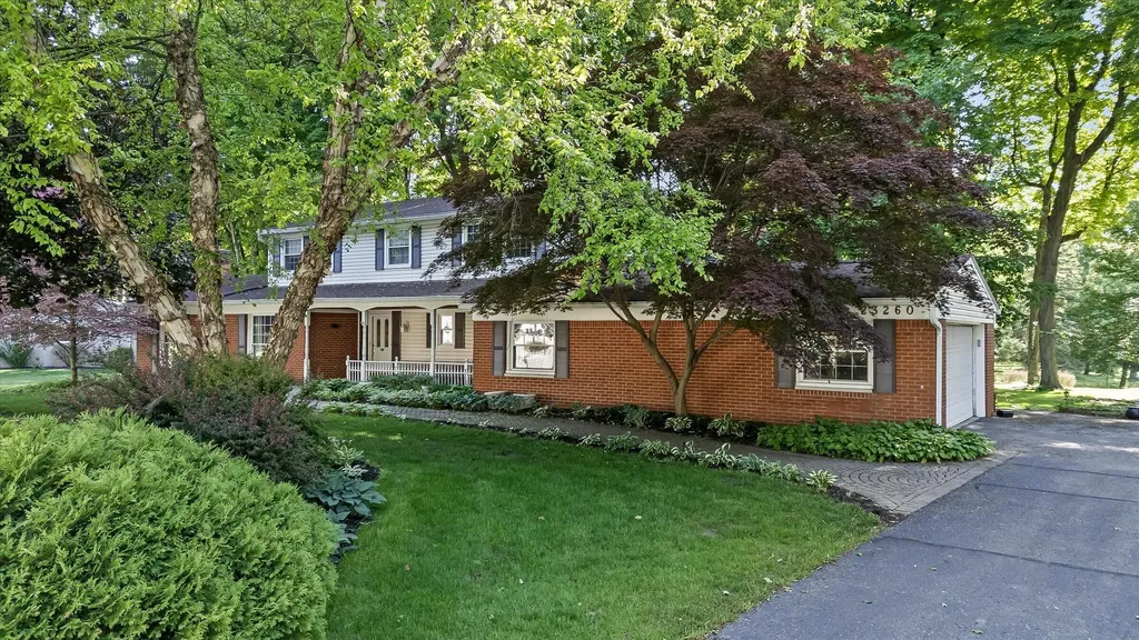 23260 Ennishore Drive Novi City MI 48375