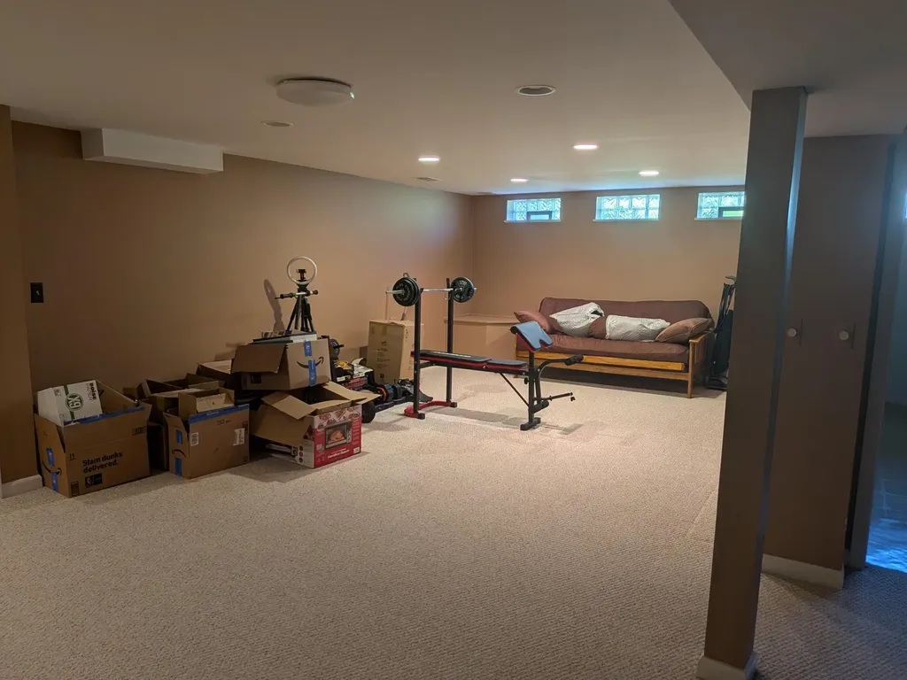 22248 N Innsbrook Drive Farmington Hills City MI 48167