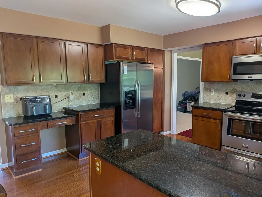 22248 N Innsbrook Drive Farmington Hills City MI 48167