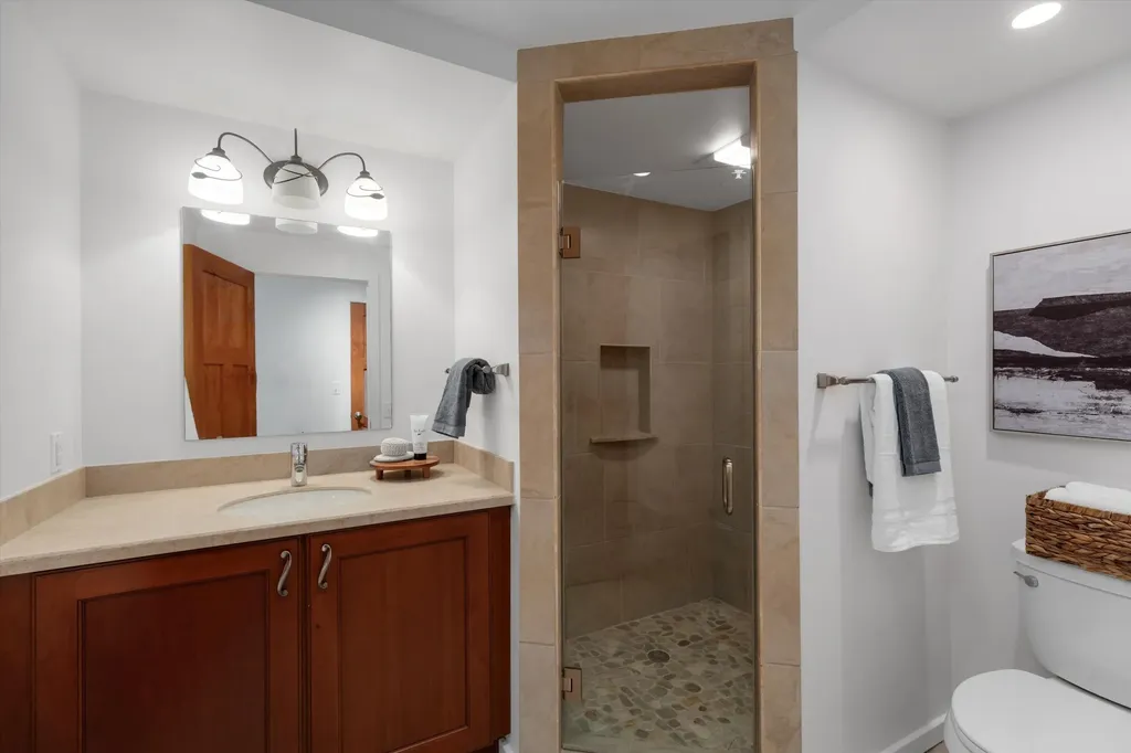 2112 Overlook Court Ann Arbor City MI 48103