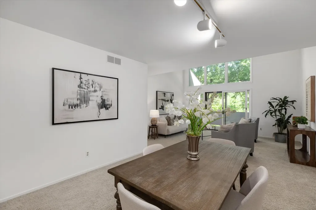 2112 Overlook Court Ann Arbor City MI 48103