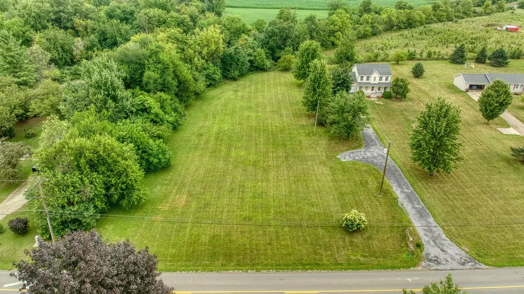 1298 E Carleton Road Madison Charter Township MI 49221