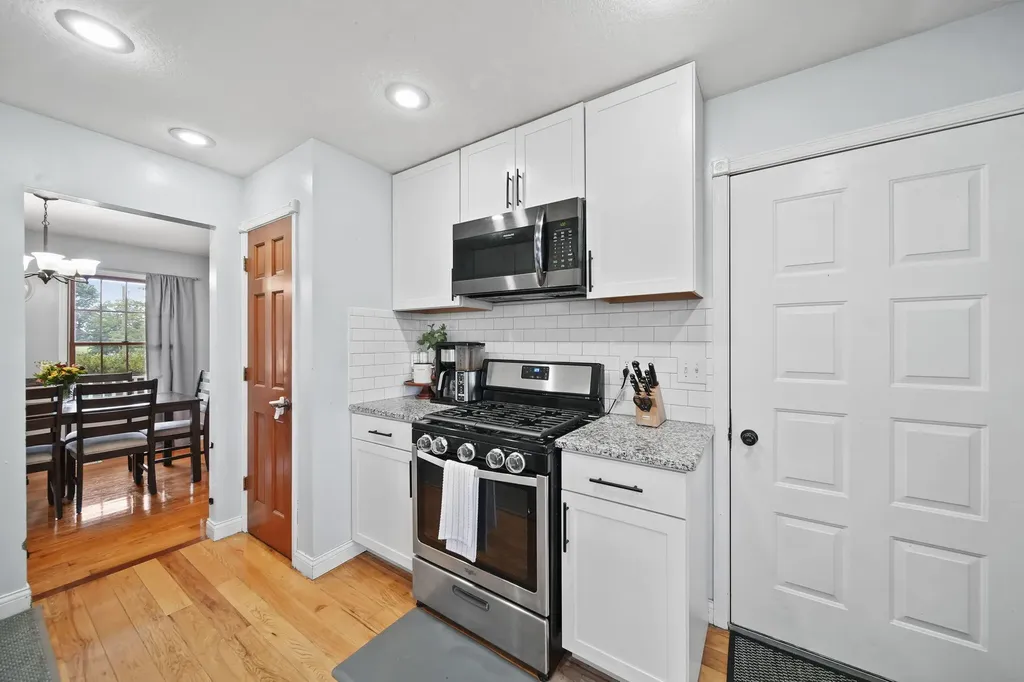 1298 E Carleton Road Madison Charter Township MI 49221