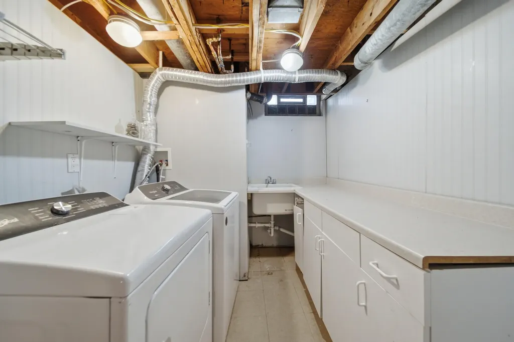 10052 Wolfriver Drive Plymouth Charter Township MI 48170