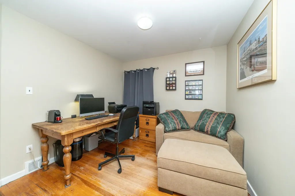 1136 Lester Avenue Ypsilanti Charter Township MI 48198