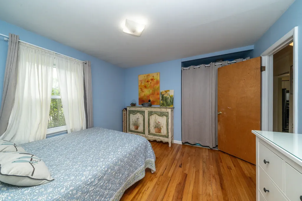 1136 Lester Avenue Ypsilanti Charter Township MI 48198