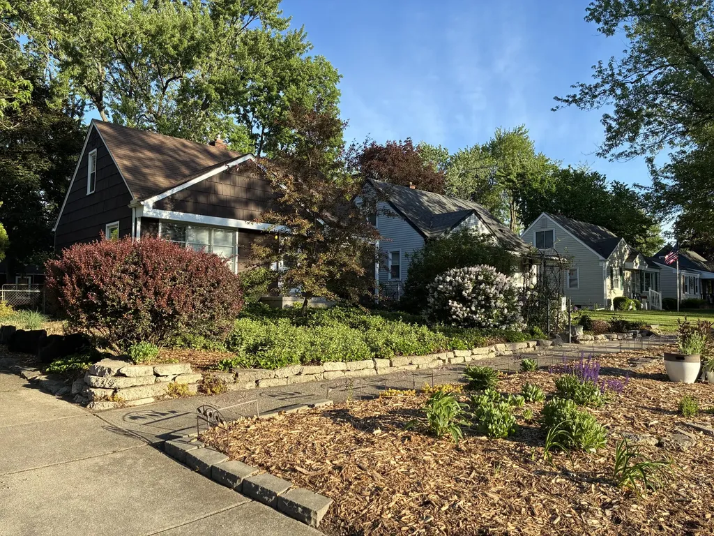 1136 Lester Avenue Ypsilanti Charter Township MI 48198