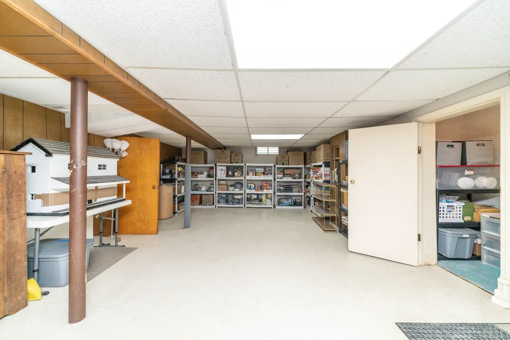 1136 Lester Avenue Ypsilanti Charter Township MI 48198
