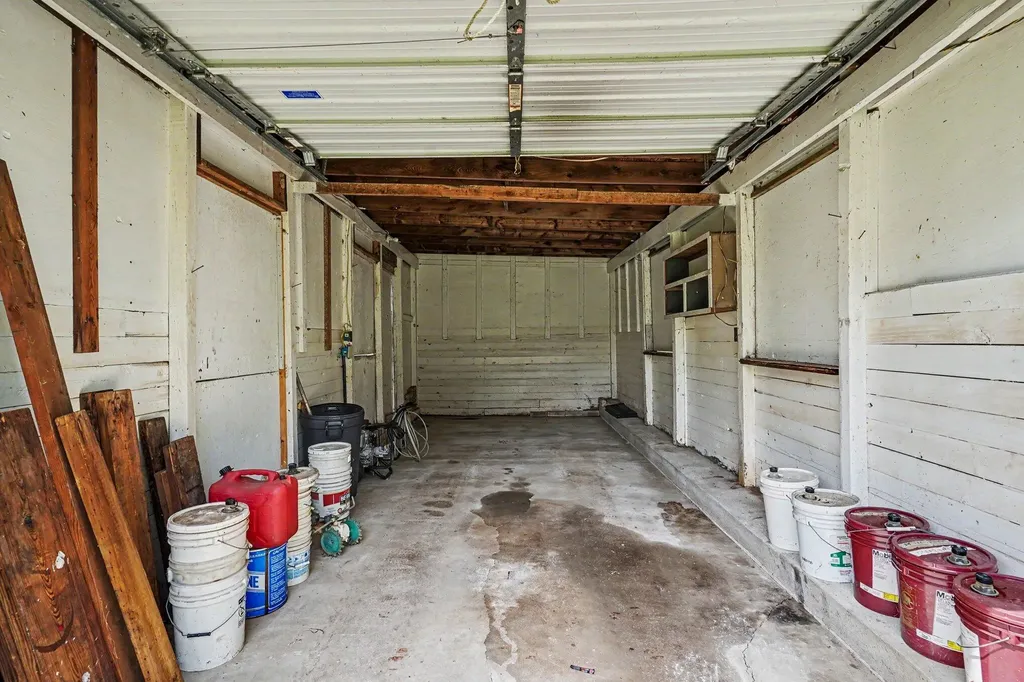 13650 Spencer Road Brighton Township MI 48380