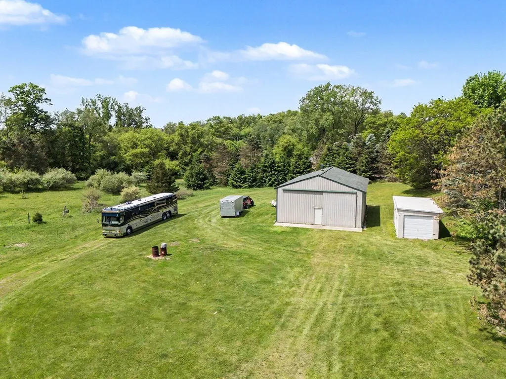 13650 Spencer Road Brighton Township MI 48380