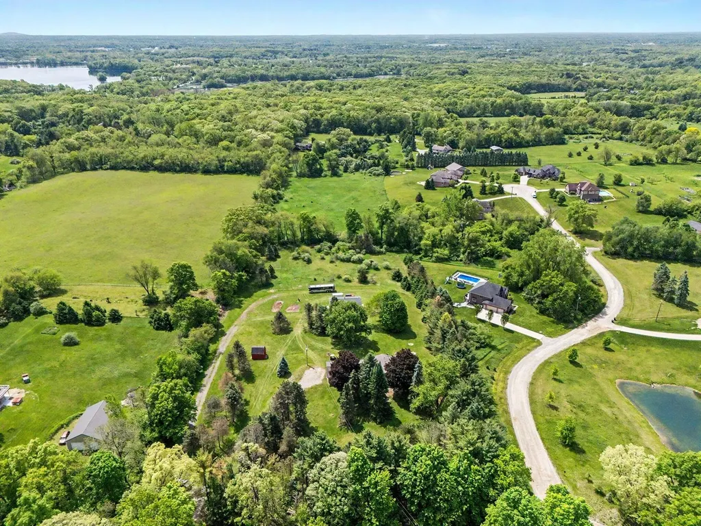 13650 Spencer Road Brighton Township MI 48380