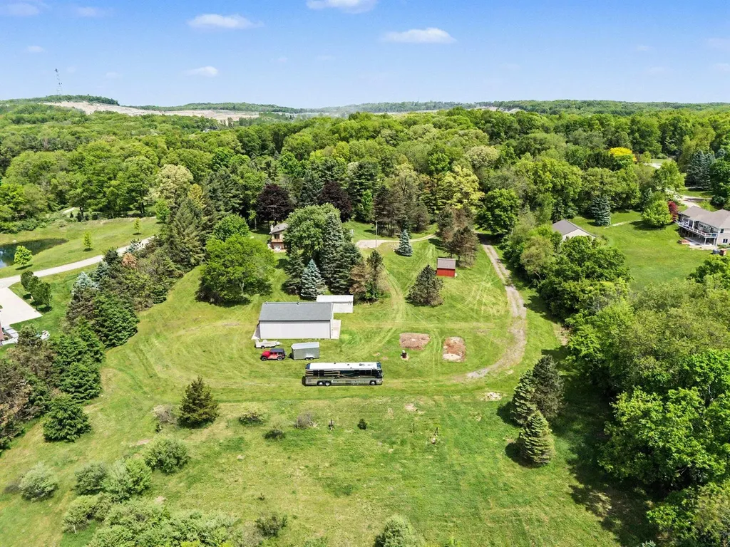 13650 Spencer Road Brighton Township MI 48380