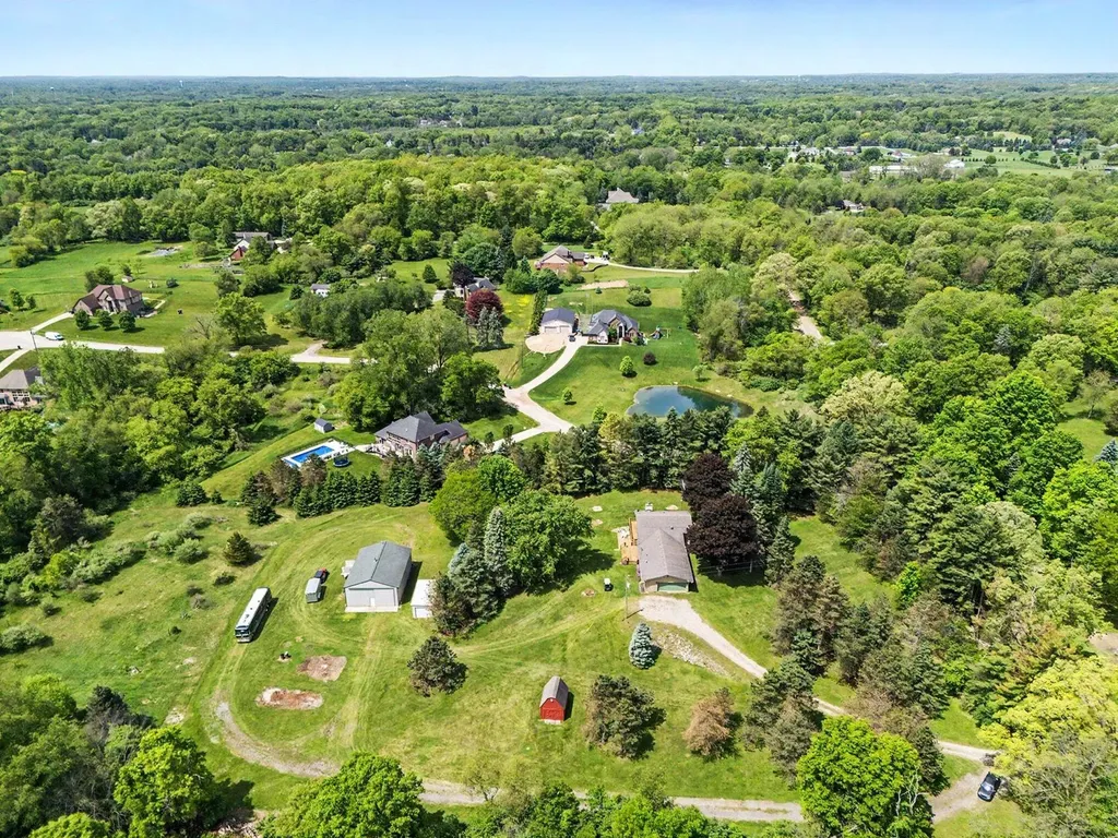 13650 Spencer Road Brighton Township MI 48380