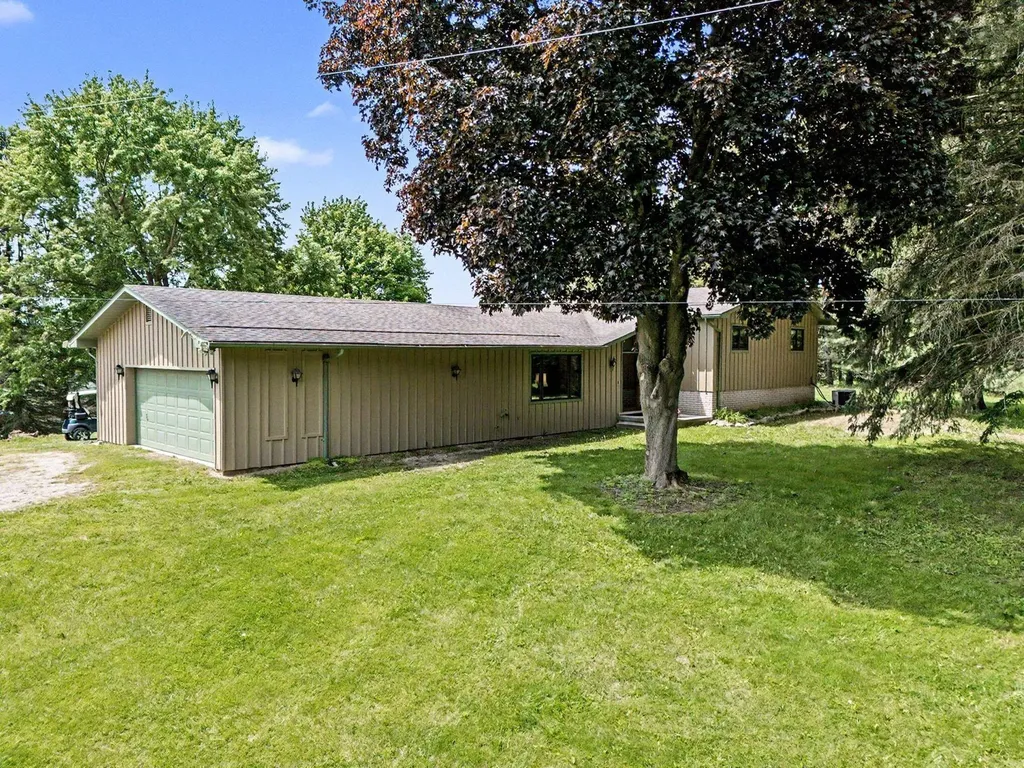 13650 Spencer Road Brighton Township MI 48380