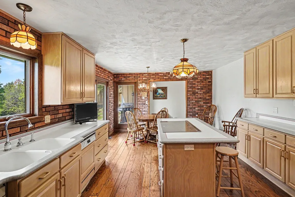 13650 Spencer Road Brighton Township MI 48380
