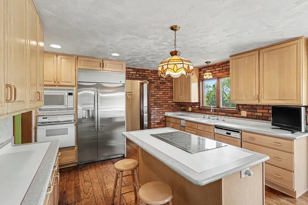 13650 Spencer Road Brighton Township MI 48380