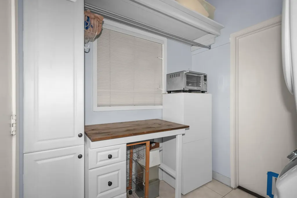 744 Peninsula Court Ann Arbor City MI 48105