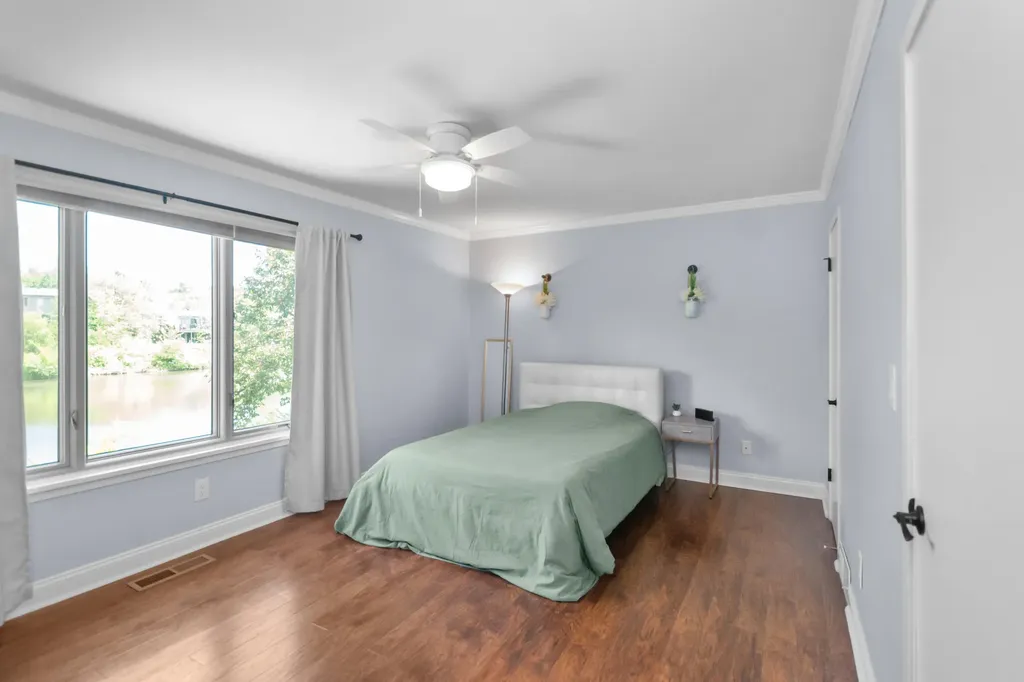 744 Peninsula Court Ann Arbor City MI 48105
