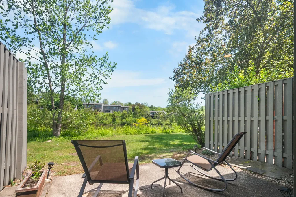 744 Peninsula Court Ann Arbor City MI 48105