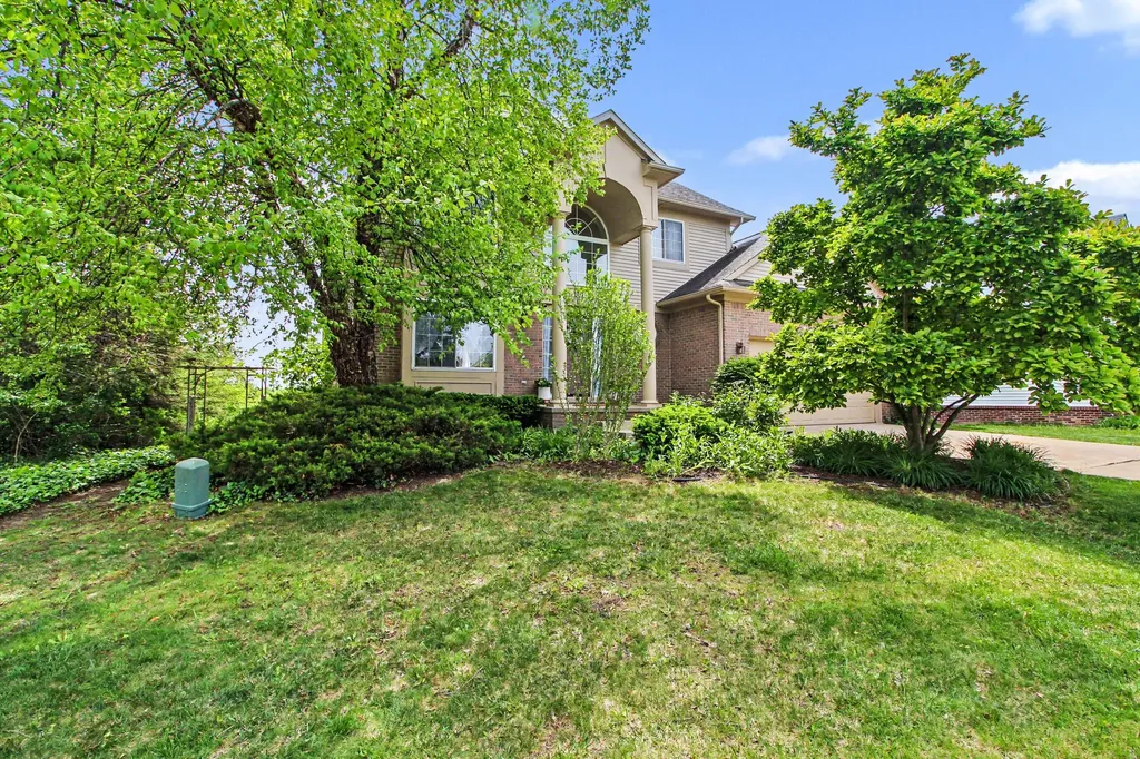 7878 Greene Farm Drive Ypsilanti Charter Township MI 48197