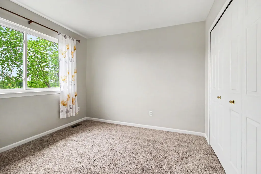 7878 Greene Farm Drive Ypsilanti Charter Township MI 48197