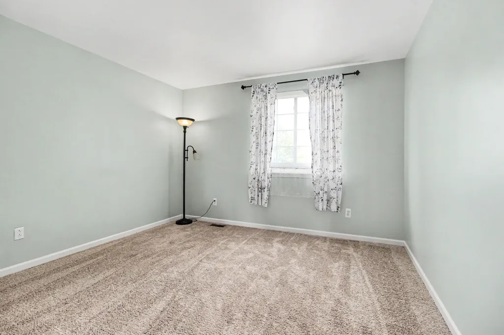 7878 Greene Farm Drive Ypsilanti Charter Township MI 48197