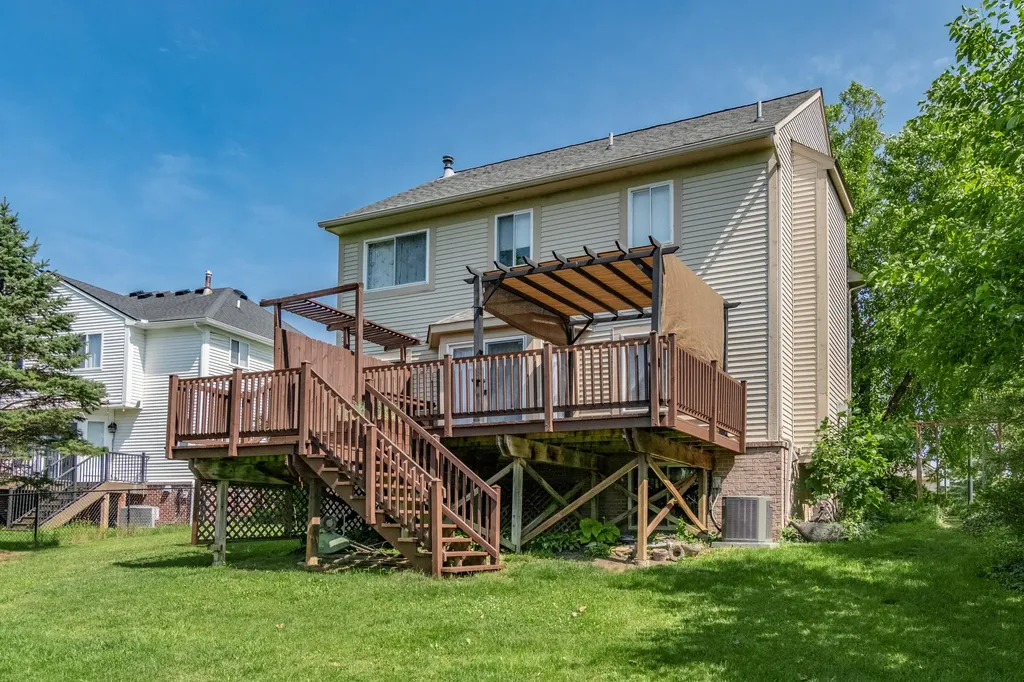 7878 Greene Farm Drive Ypsilanti Charter Township MI 48197