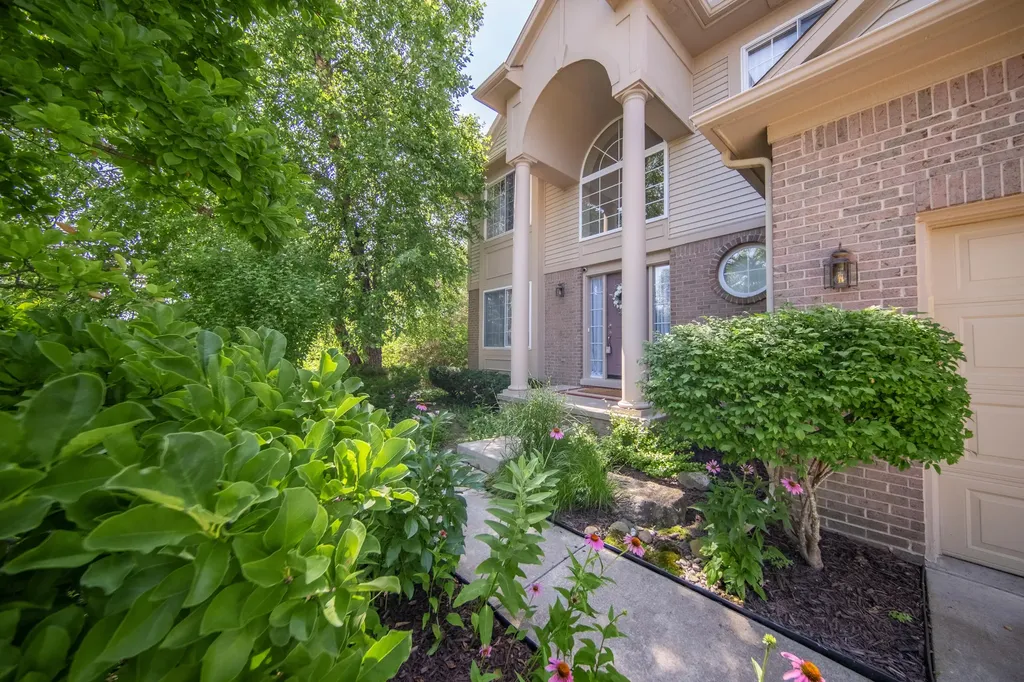 7878 Greene Farm Drive Ypsilanti Charter Township MI 48197