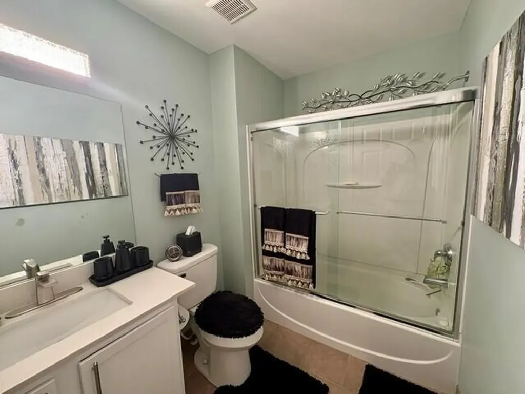 2683 Ambassador Drive Ypsilanti Charter Township MI 48198