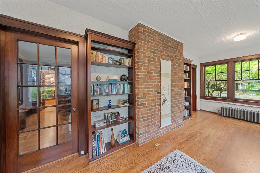 1011 Lincoln Avenue Ann Arbor City MI 48104