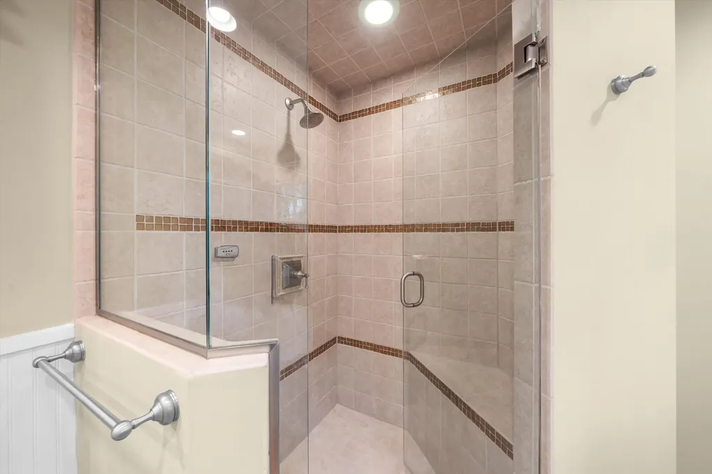 1011 Lincoln Avenue Ann Arbor City MI 48104