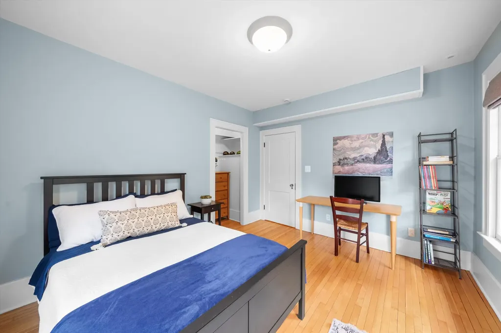 1011 Lincoln Avenue Ann Arbor City MI 48104