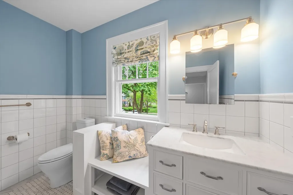1011 Lincoln Avenue Ann Arbor City MI 48104