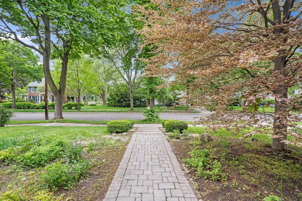 1011 Lincoln Avenue Ann Arbor City MI 48104