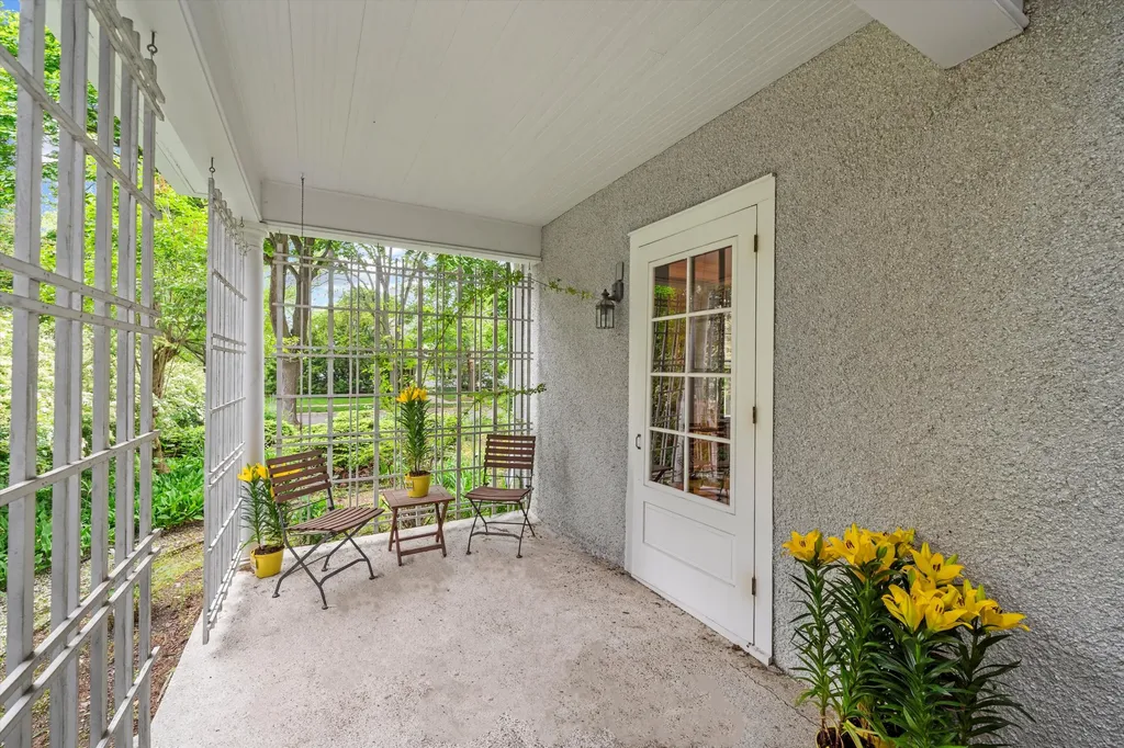 1011 Lincoln Avenue Ann Arbor City MI 48104
