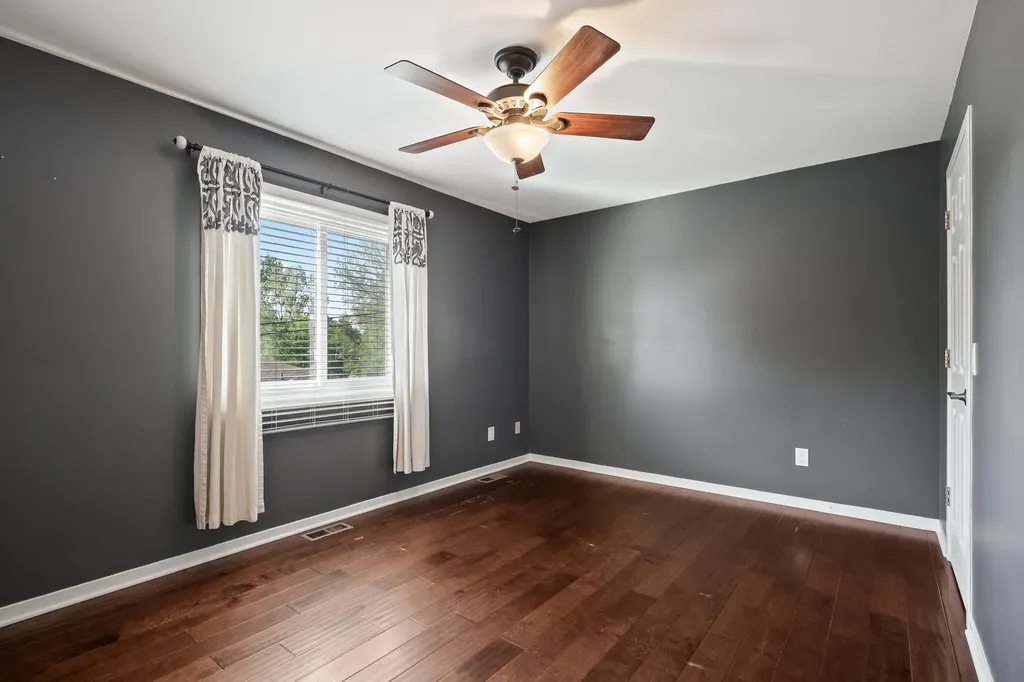 1008 Beachland Boulevard Waterford Charter Township MI 48328