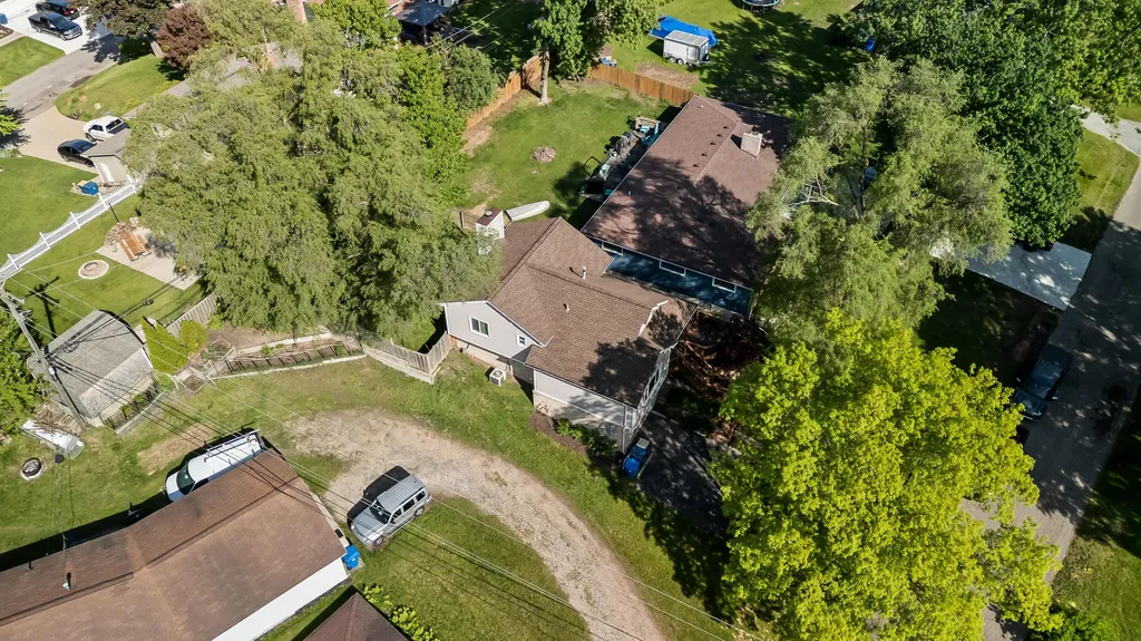 1008 Beachland Boulevard Waterford Charter Township MI 48328