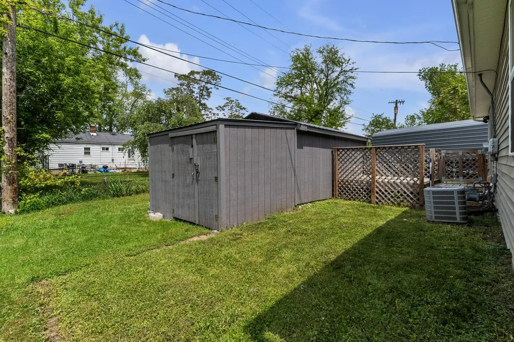 26870 Norfolk Street Inkster City MI 48141