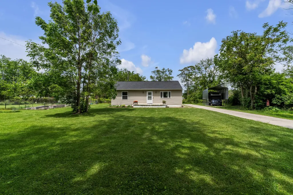 26870 Norfolk Street Inkster City MI 48141