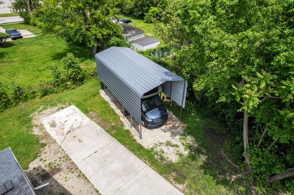 26870 Norfolk Street Inkster City MI 48141