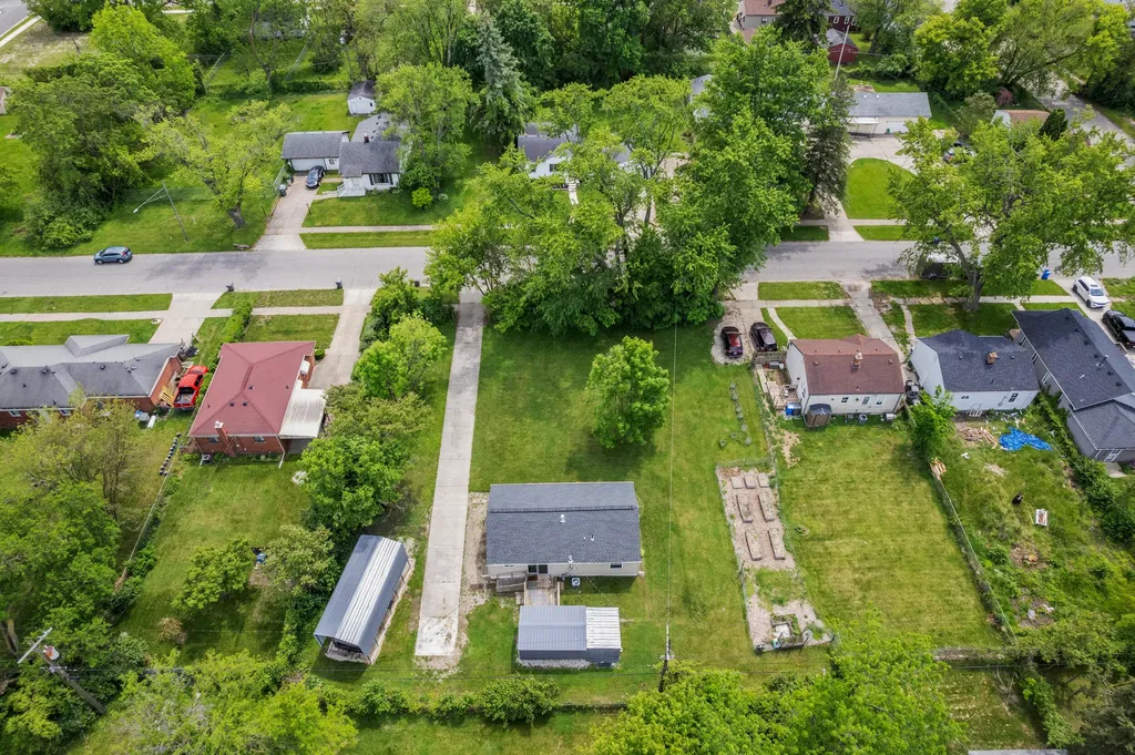 26870 Norfolk Street Inkster City MI 48141