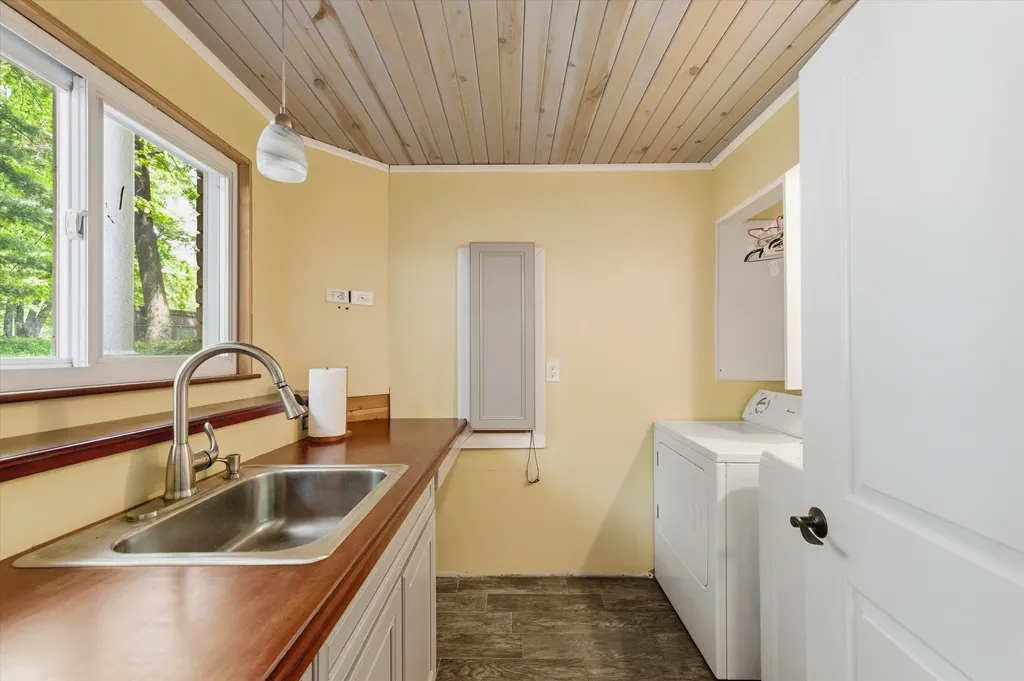 2639 Kathleen Drive Brighton Township MI 48114
