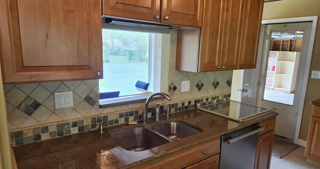 32619 Greenland Court Livonia City MI 48154