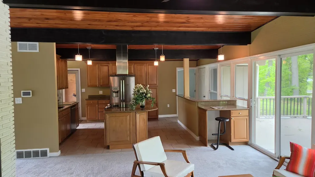 32619 Greenland Court Livonia City MI 48154