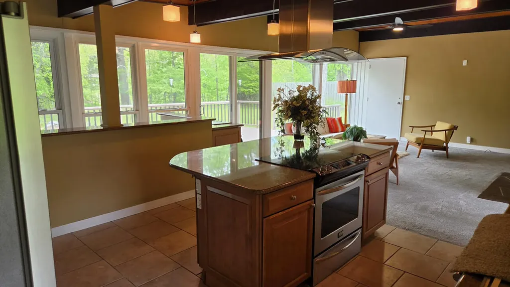 32619 Greenland Court Livonia City MI 48154
