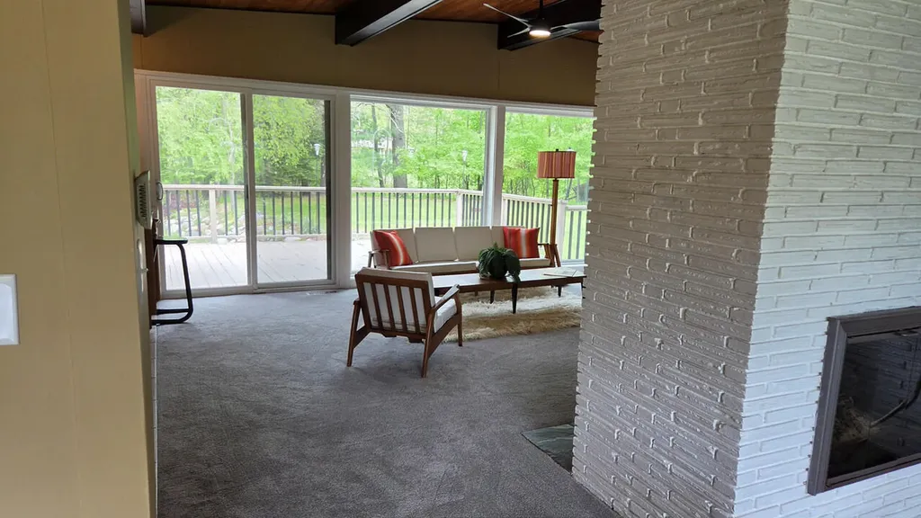 32619 Greenland Court Livonia City MI 48154