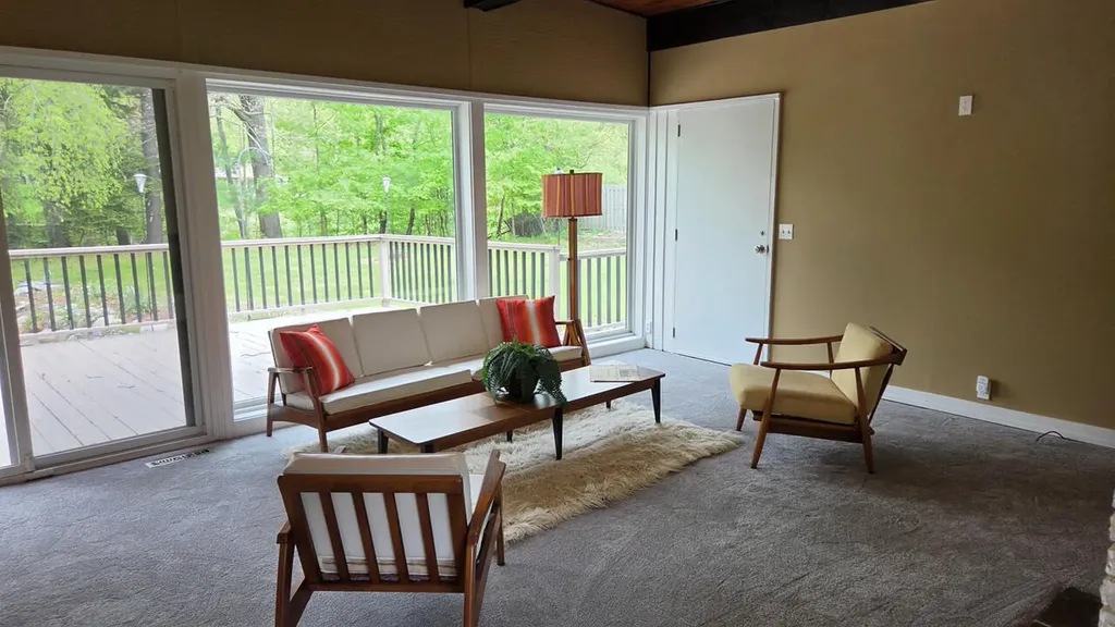 32619 Greenland Court Livonia City MI 48154