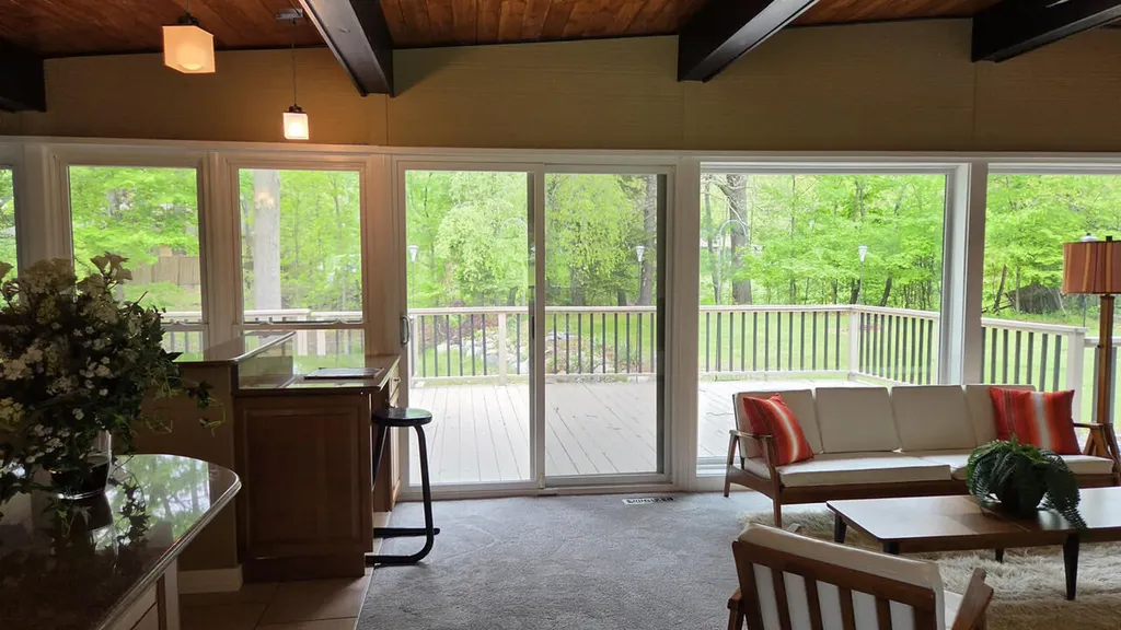 32619 Greenland Court Livonia City MI 48154