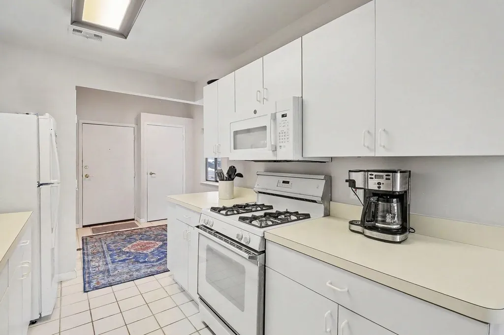 719 Watersedge Drive Ann Arbor City MI 48105