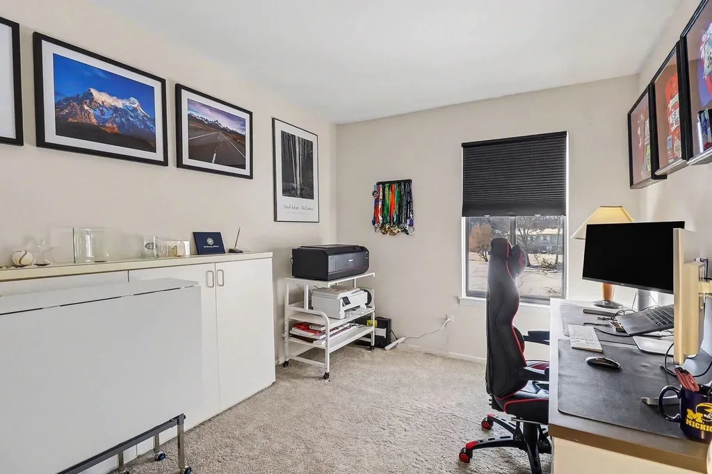 719 Watersedge Drive Ann Arbor City MI 48105